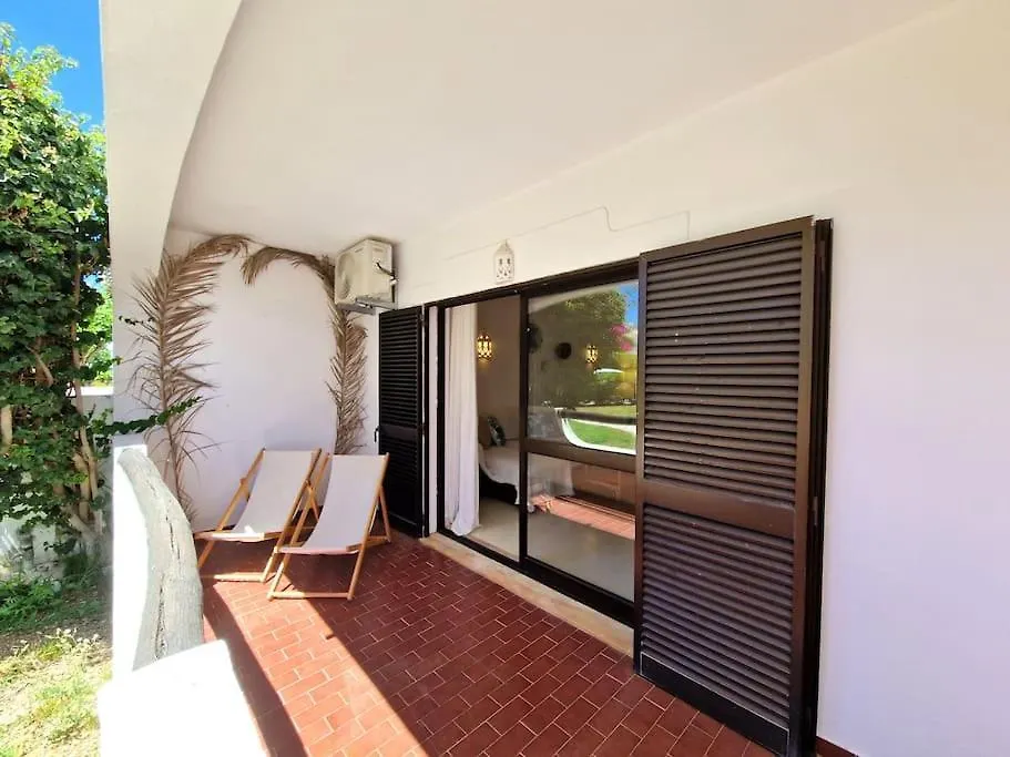 Vila Casa Narciso Porches  0*, Porches (Algarve)